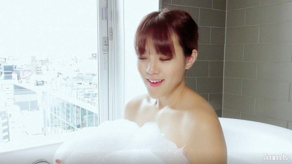 Aya và Cơn Mưa Tình Dục Bỏng Cháy: FC2-PPV-1686140
