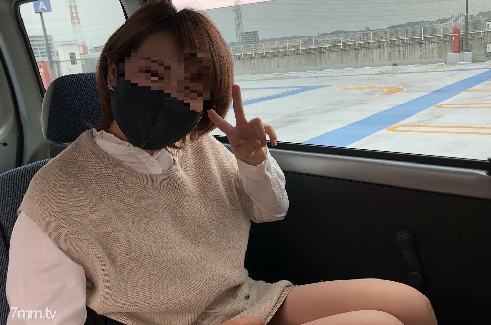 Risa-chan Khiêu Khích Trong Xe Hơi: Màn Khẩu Dâm Bỏng Mắt, Cum Bắn Tới Tấp! (FC2-PPV-1831470)