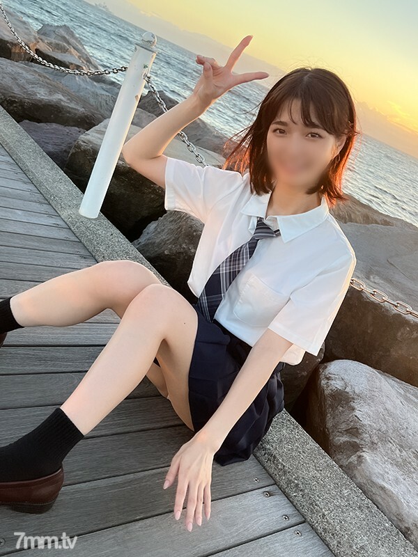 Vẻ Đẹp Gợi Cảm của Sumire-chan: Cận Cảnh Cô Bé 18 Tuổi Với Mái Tóc Vùng Kín Quyến Rũ và Cậu Bé Khổng Lồ