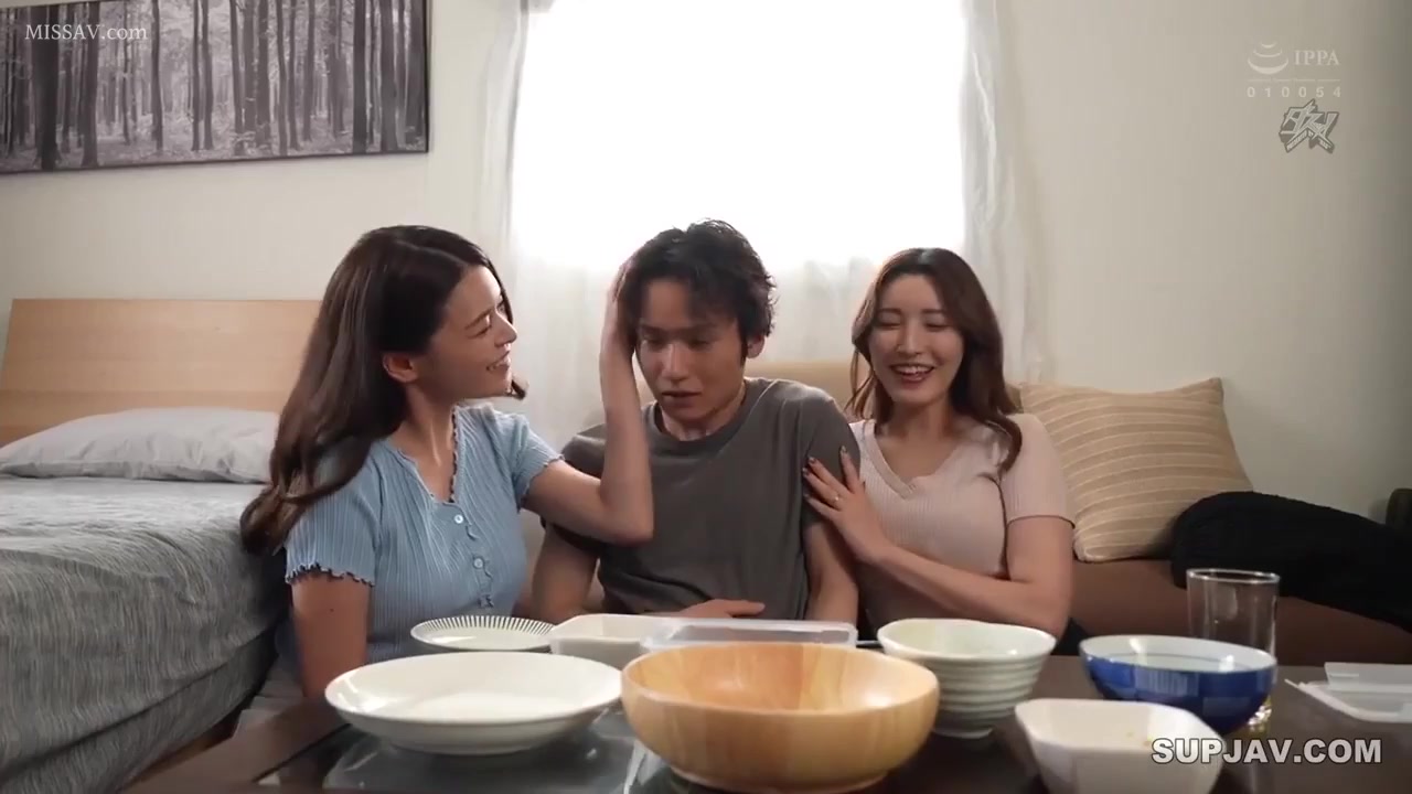 Dass-187: Kana Morisawa và Mary Tachibana hợp sức quyến rũ cháu trai trong căn hộ chật hẹp