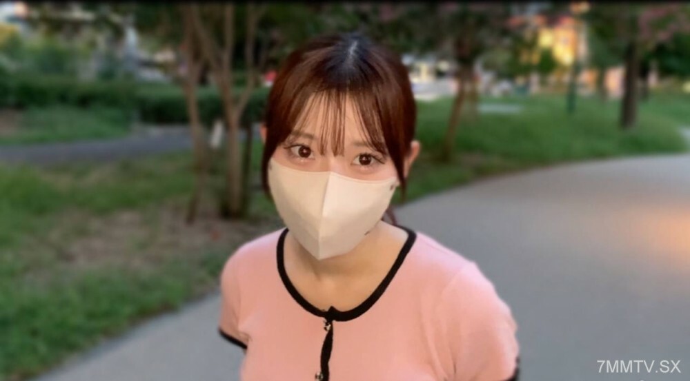 FC2-PPV-4536489: UU-Chan Khiêu Khích Với Cảnh Sukui Nóng Bỏng, Dầu Thấm Đẫm và Massage Mặt!