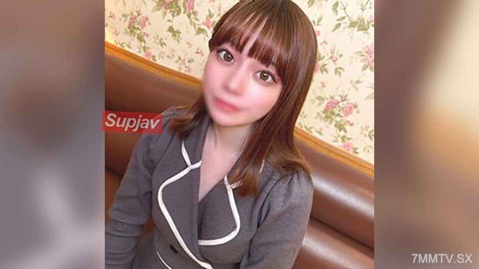 FC2-PPV-4673039: Updating – Mana-chan lạc lối trong bể bơi tình ái